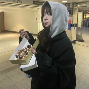 护士大乳出奶水
